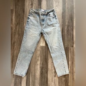 Zara jeans size 10
